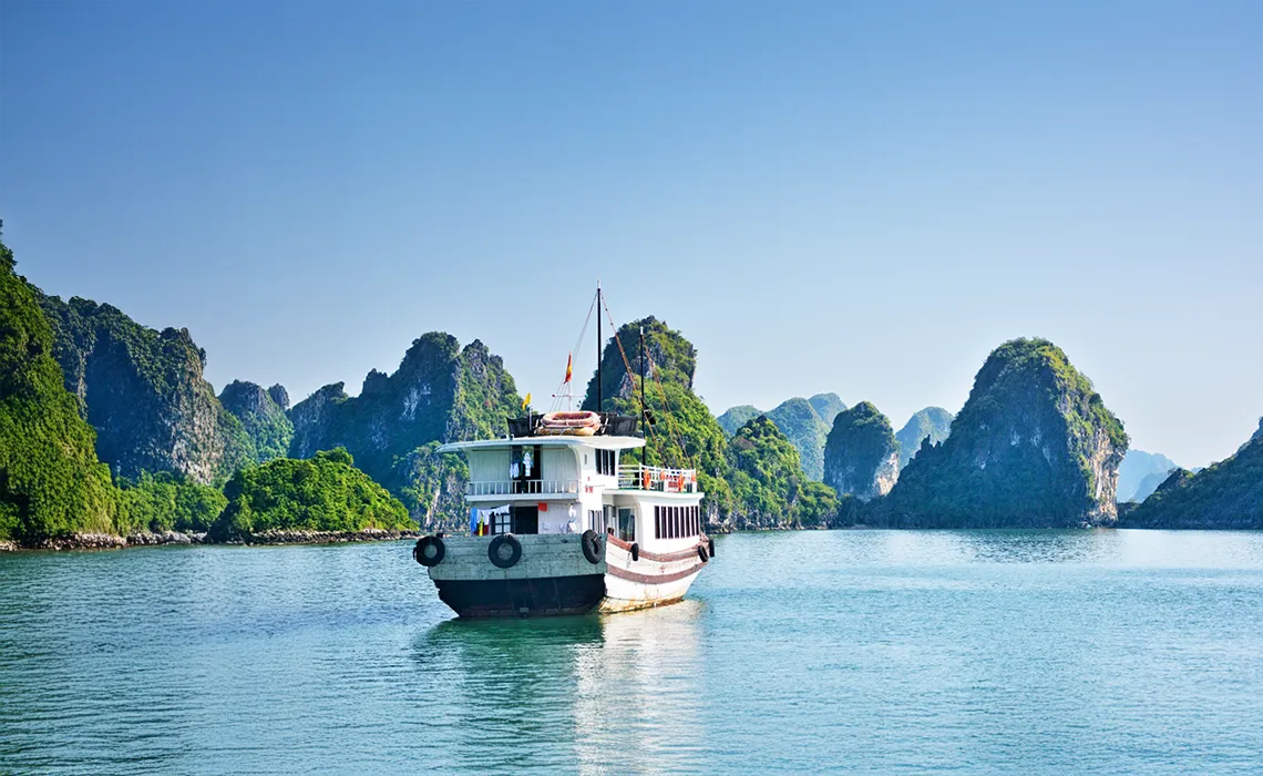 halong bay cruise